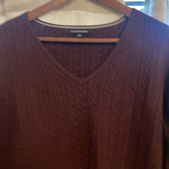 Like new wine colored sweater 🍷 - Picture 1 of 6
